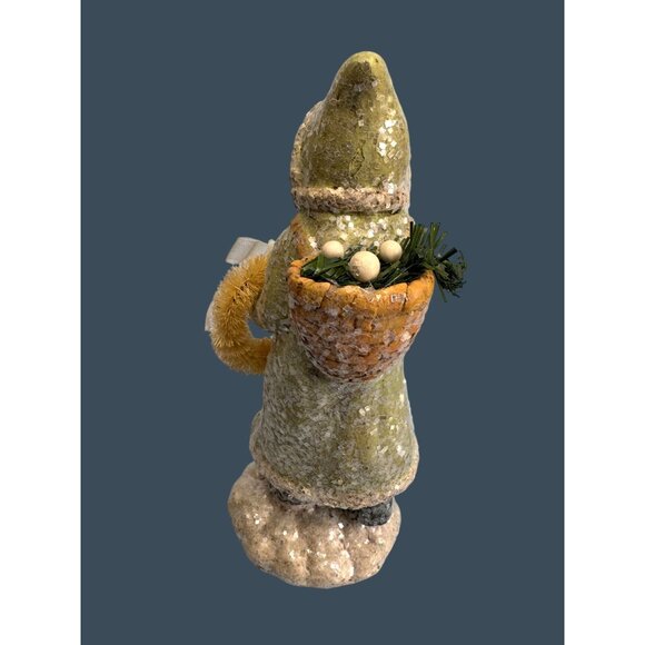 Folk Art Santa Figurine By Teena Flannery With Bottle Brush Wreath Unsigned - Picture 4 of 6